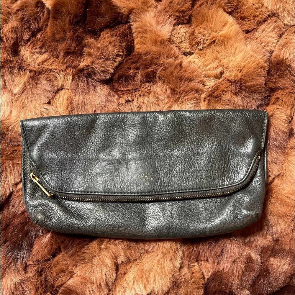 Fossil clutch wallet